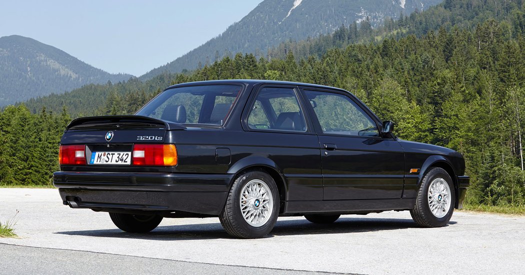 BMW 320is Coupe (1988-1990)