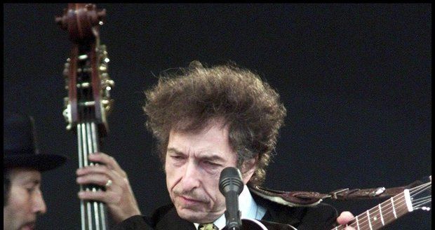 Nobelovu cenu za literaturu získal Bob Dylan.