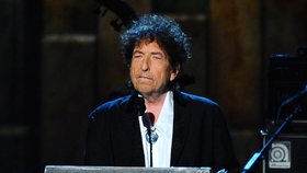 Nobelovu cenu za literaturu získal Bob Dylan.