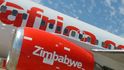 Boeing 737-500 zimbabwských aerolinek Fly Africa
