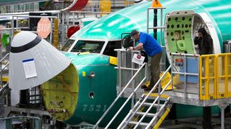 Boeing poprvé za 22 let vykázal celoroční ztrátu. Mohou za to letadla 737 MAX  