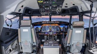 Boeing žene piloty na simulátory modelu 737 MAX, přístrojů je ale nedostatek