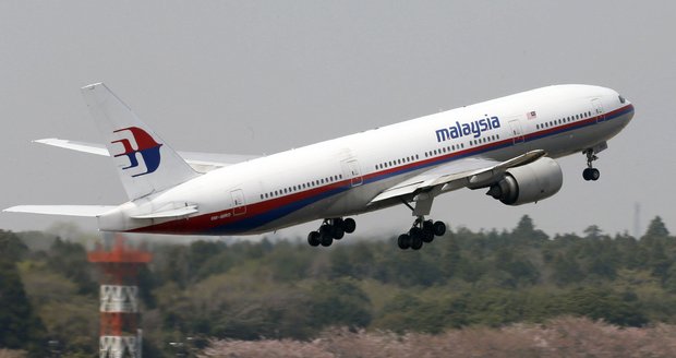 Letadlo Boeing 777 Malaysia Airlines spadlo do oceánu poblíž Vietnamu