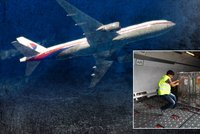 Záhada zříceného Boeingu 777: Na palubě byly víc než 2 tuny tajemných předmětů!