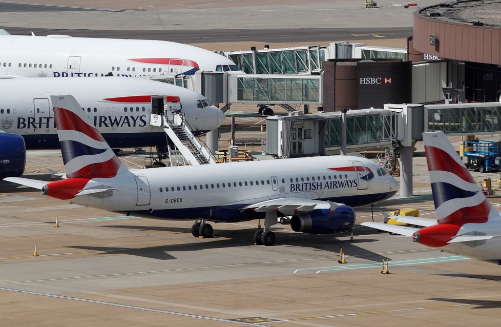 Letadla společnosti British Airways na letišti Heathrow