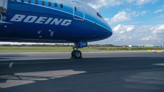 Skvělý rok. Tržby Boeingu loni poprvé překonaly sto miliard dolarů Skvělý rok. Tržby Boeingu loni poprvé překonaly sto miliard dolarů