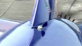 Díra v trupu amerického letadla Boeing 737