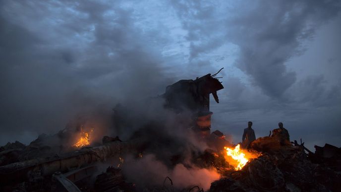 Na Ukrajině byl sestřelen boeing, zahynulo takřka 300 lidí 