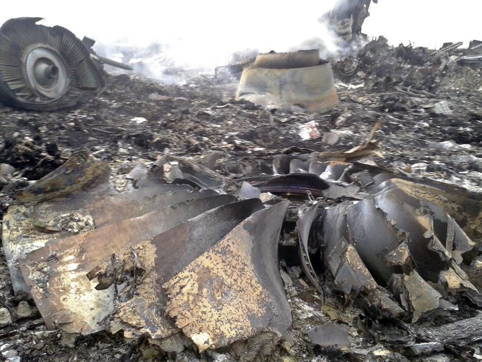 Vrak sestřeleného letadla MH17