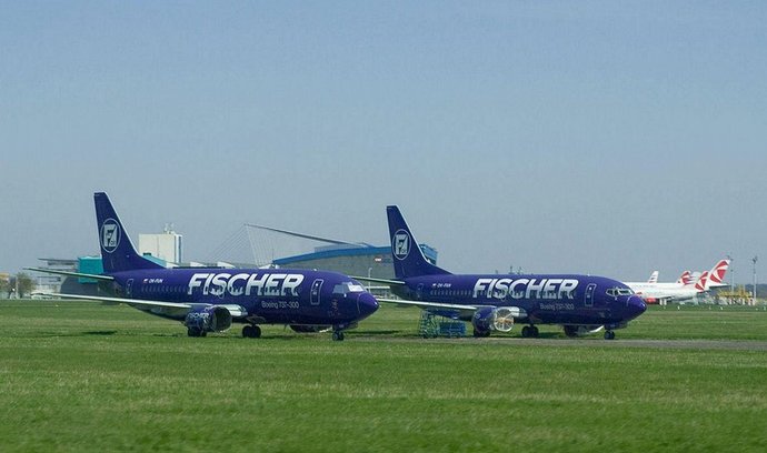 Boeingy Fischer Air během své nucené odstávky na pražském letišti