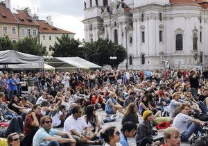 Bohemia Jazz Fest není na Staroměstském náměstí novinkou. Takhle to vypadalo loni.