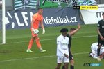 ONLINE + VIDEO: Karviná - Bohemians 1:0. Budínský dorazil vlastní střelu