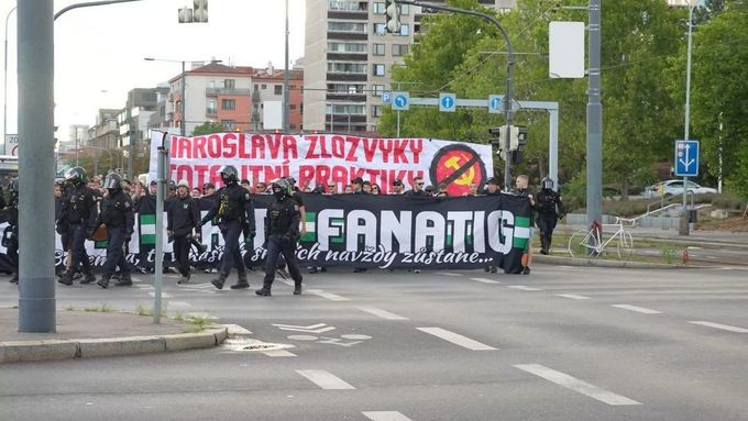 ONLINE: Slavia - Bohemians. Do Edenu se vrací fanoušci, premiéra pro Diakitého ONLINE: Slavia - Bohemians. Do Edenu se vrací fanoušci, premiéra pro Diakitého