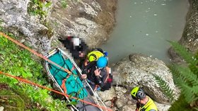 Záchrana turisty nedaleko slovinské obce Bohinj