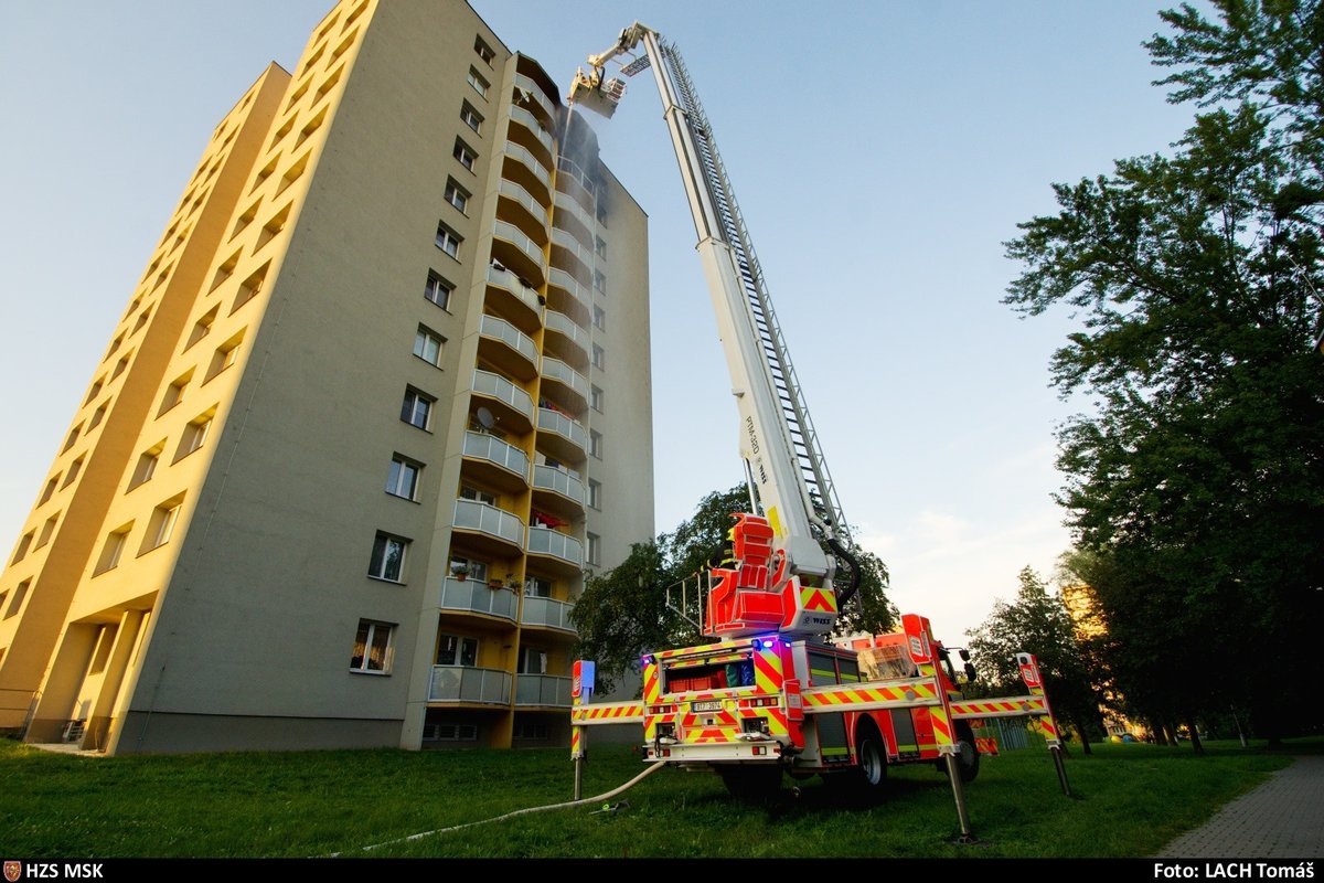 Požár v Bohumíně si vyžádal 11 obětí a několik zraněných