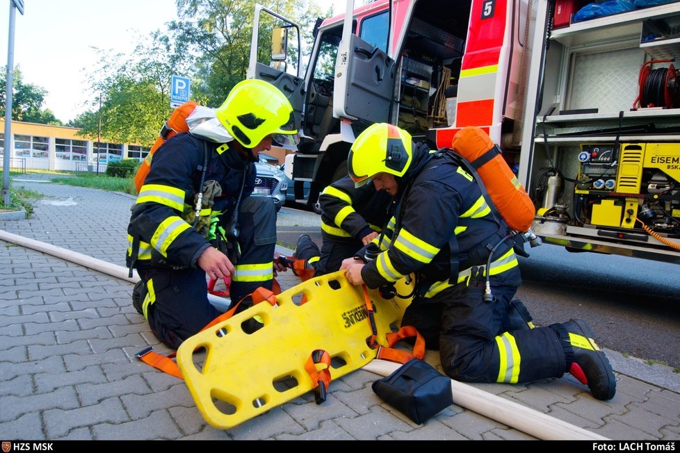 Požár v Bohumíně si vyžádal 11 obětí a několik zraněných