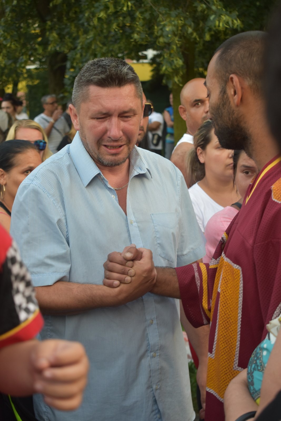 Pieta za oběti žháře Zdeňka K. Ten kvůli rodinným sporům podpálil byt, kde zahynulo 11 lidí.