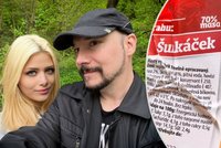 Matuše (49) s mladičkou manželkou Lucií (19) pobavila večeře: Salám »šukáček«?!