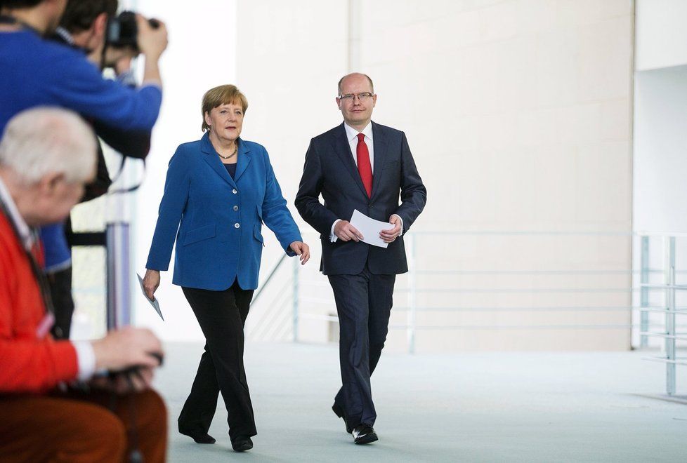 Premiér Bohuslav Sobotka s německou kancléřkou Angelou Merkel.