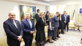 Ministři Sobotkovy vlády na setkání premiéra s prezidentem Izraele Rivlinem