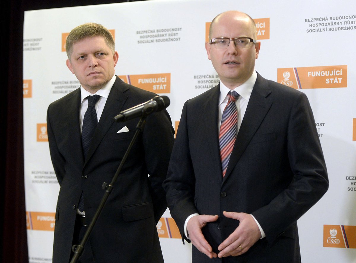 Premiéři ČR a SR Bohuslav Sobotka a Róbert Fico