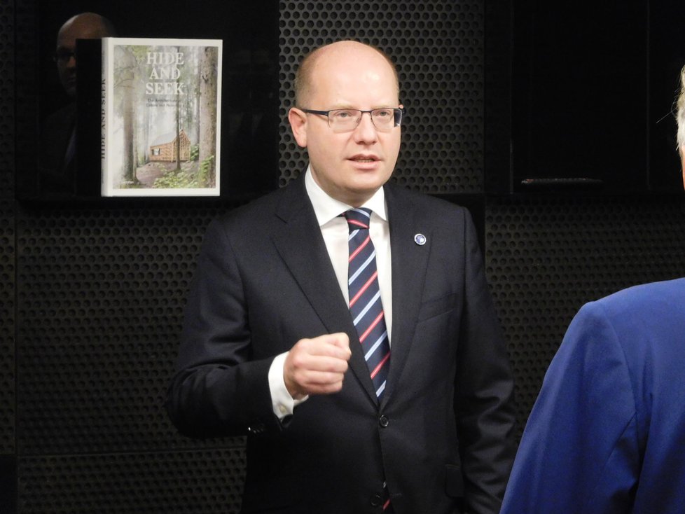 Premiér Sobotka v Rize: Na setkání s českou podnikatelskou delegací