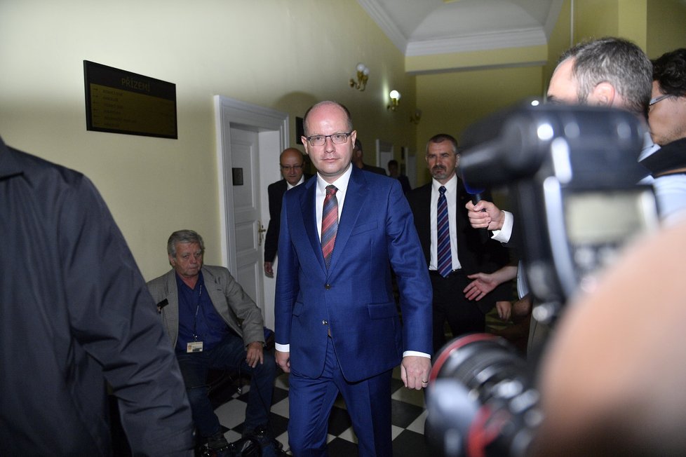 Premiér Bohuslav Sobotka vypovídal u soudu v kauze OKD