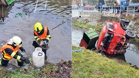 Hasiči v Bohuslavicích na Zlínsku zápasili s kapry, kteří po nehodě náklaďáku skončili v potoce.