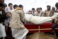 V Jemenu probíhají tvrdé boje: Desítky lidí zahynuly
