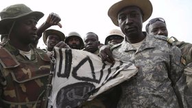 Nigerijská armáda likviduje teroristy z Boko Haram.