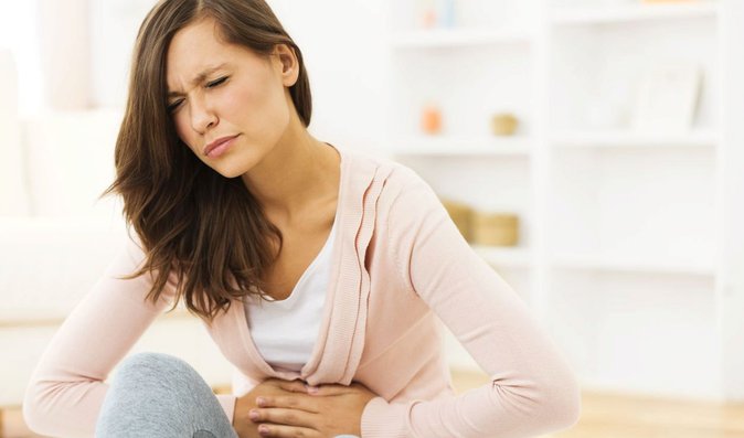 Rakovina vaječníků: 6 příznaků, které rozhodně nepřehlížejte