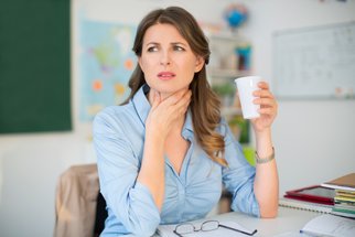 8 příčin bolestí v krku: Jde o virózu, chřipku, nebo něco vážnějšího?