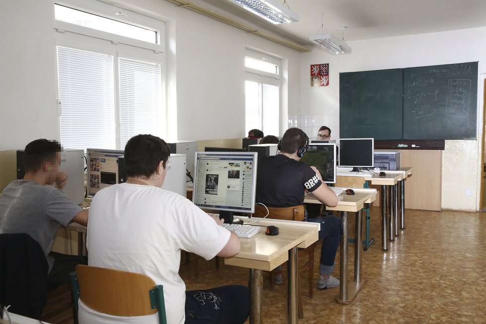 Informatika v českých školách se většinou učí zastarale. (ilustrační foto)