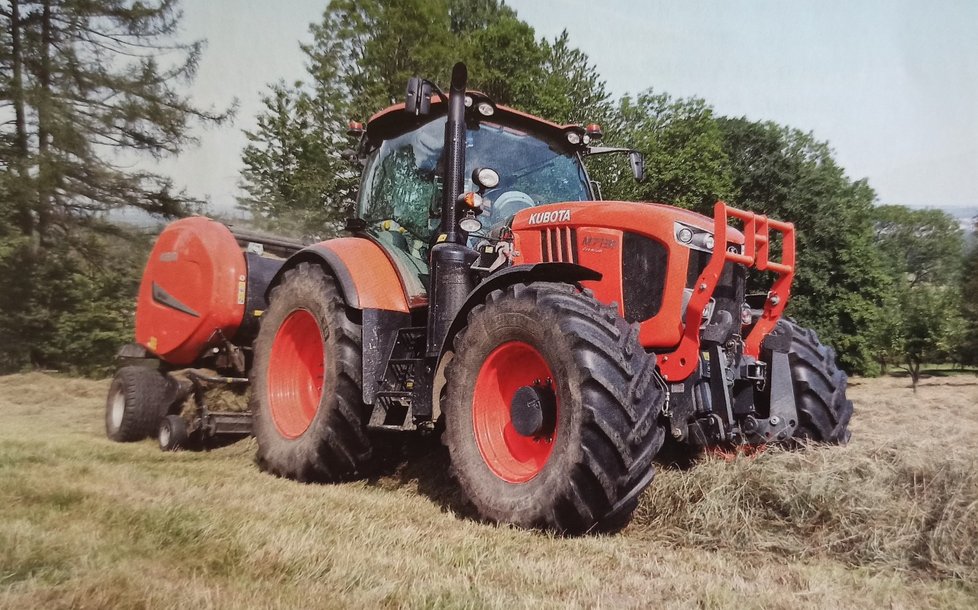 Leasingovky už si odvezly stroje i traktor, na který byl Mirolav B. pyšný.