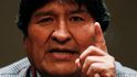 Evo Morales, který stál v čele země téměř 14 let, pod tlakem a na výzvu vedení armády i policie rezignoval, odstoupil i viceprezident Álvaro García Linera a šéfové obou komor parlamentu.