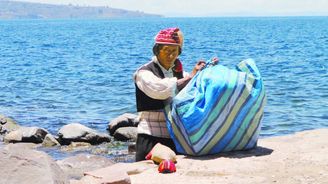 Do Bolívie k největšímu jihoamerickému jezeru Titicaca: Komu zůstala „Caca“?