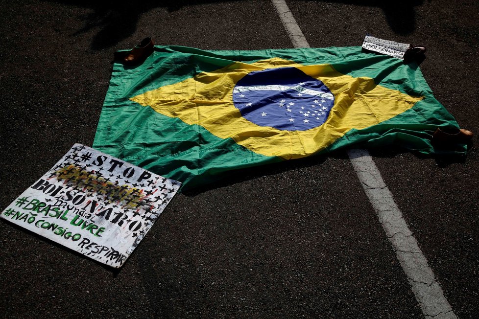 Protesty proti brazilskému prezidentovi Jairu Bolsonarovi.