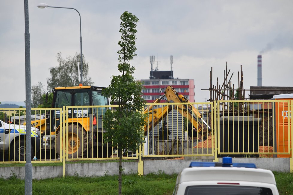 Ve Skvrňanech našli při výkopových pracích bombu z II. světové války.