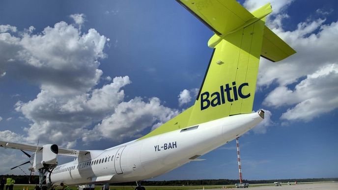 Bombardier Dash 8 (Q400) aerolinek Air Baltic