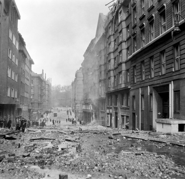 Praha po bombardování 14.února 1945- Blanická ulice