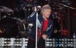 Rocker Jon Bon Jovi nabízí státním zaměstnancům jídlo zdarma ve své restauraci.