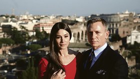 Monica Bellucci a Daniel Craig.