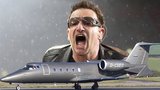 Bono Vox se díval smrti do očí: Za letu se otevřely dveře a vypadaly jeho kufry!
