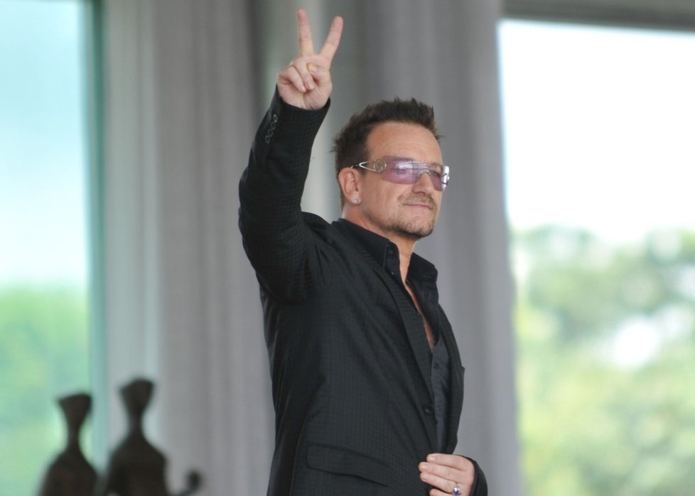 Bono Vox byl nejslavnějším Lorichovým pacientem.