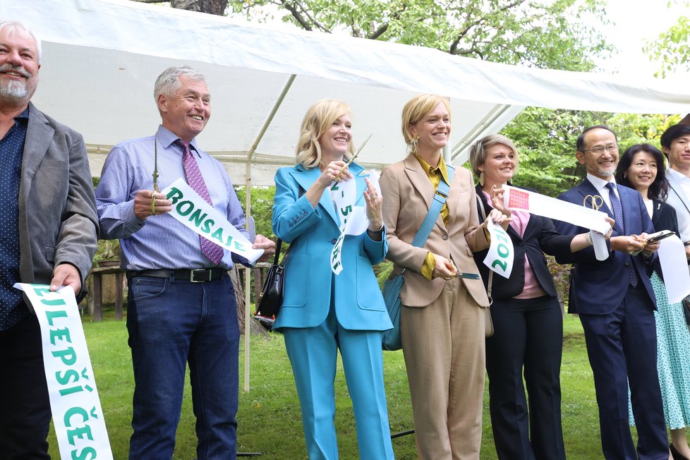 Výstava bonsají v Botanické zahradě hl. m. Prahy