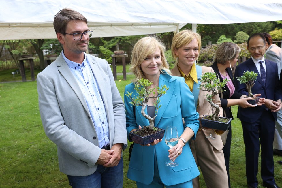 Výstava bonsají v Botanické zahradě hl. m. Prahy