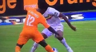 VIDEO: Bony se blýskl kličkou alá Ronaldinho. Sloni hráli s Mali 1:1