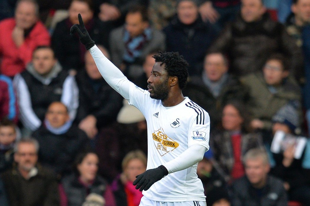 Útočník Bony Wilfried v dresu Swansea