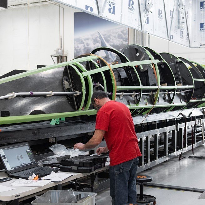 Výroba nadzvukového letadla XB-1 startupu Boom Supersonic