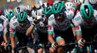 Jezdci stáje Bora-Hansgrohe na čele pelotonu v sedmé etapě Tour de France